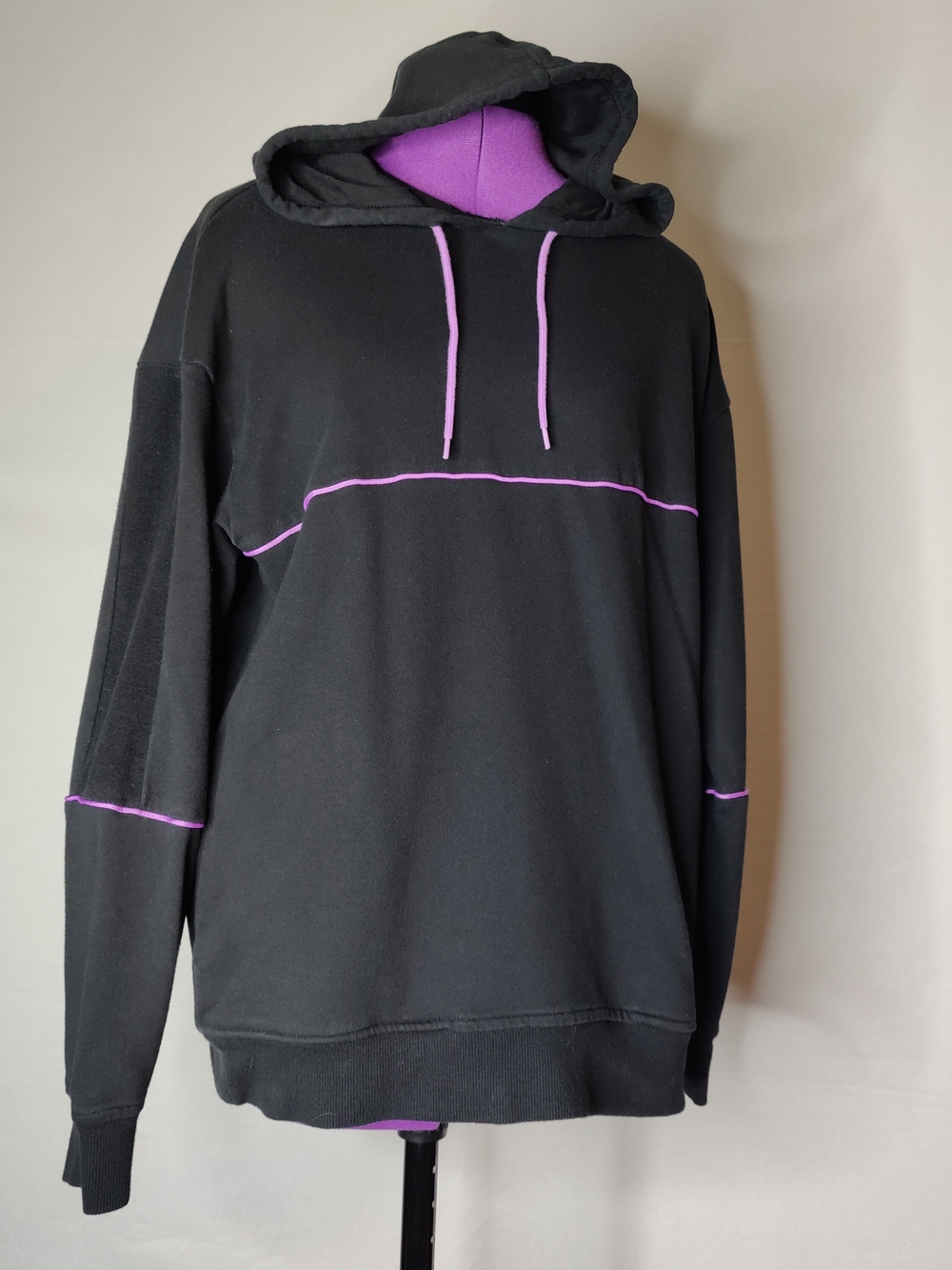 Original Use Black Crewneck Sweater with Purple Trim Medium